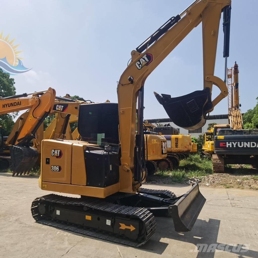 CAT 306 Mini Escavadoras <7t