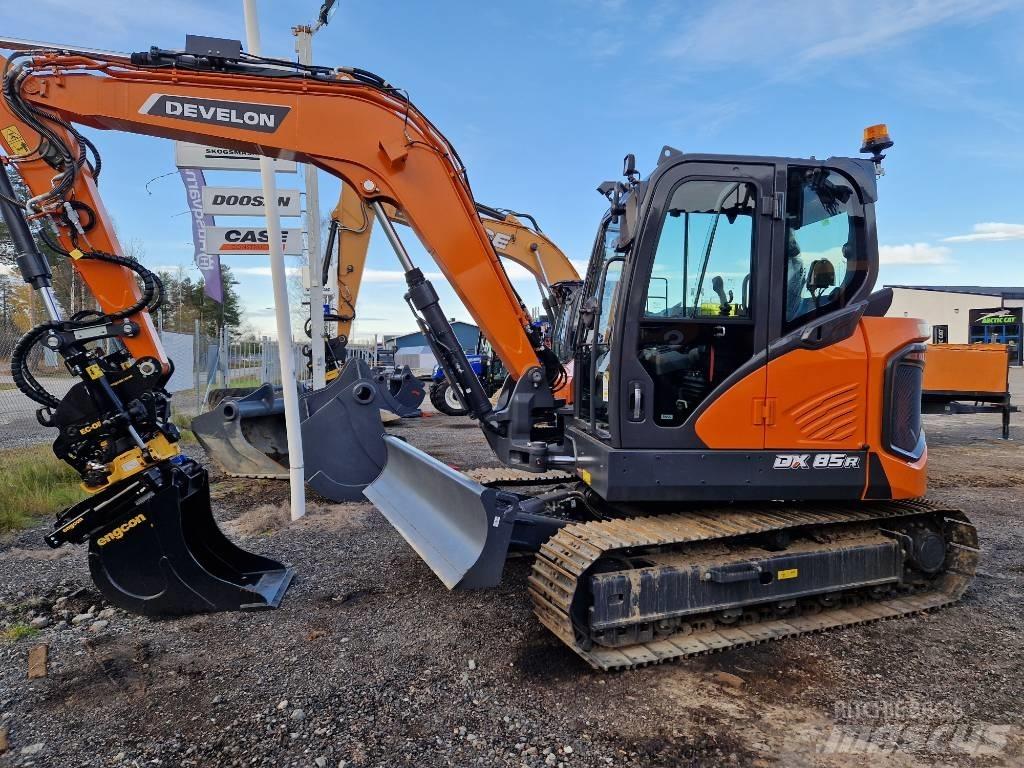 Develon DX 85 R-7 Escavadoras Midi 7t - 12t