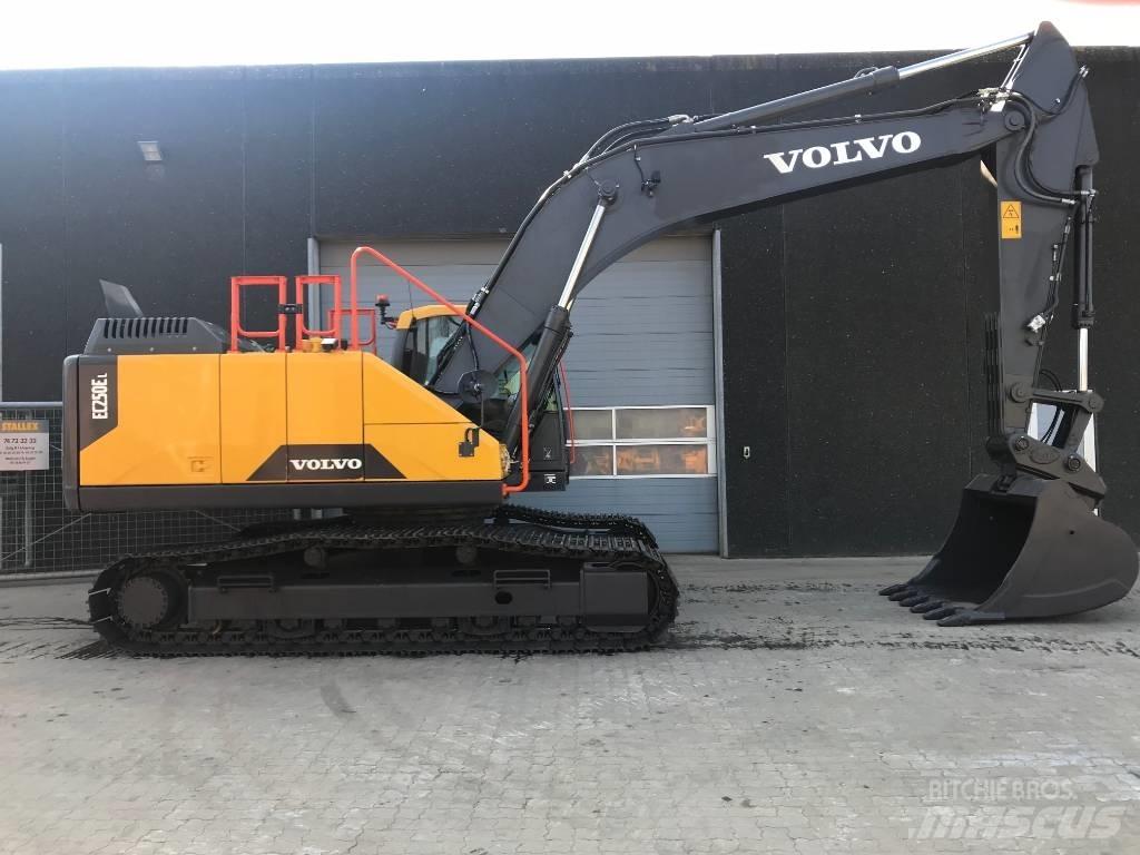 Volvo EC250E L Escavadoras de rastos