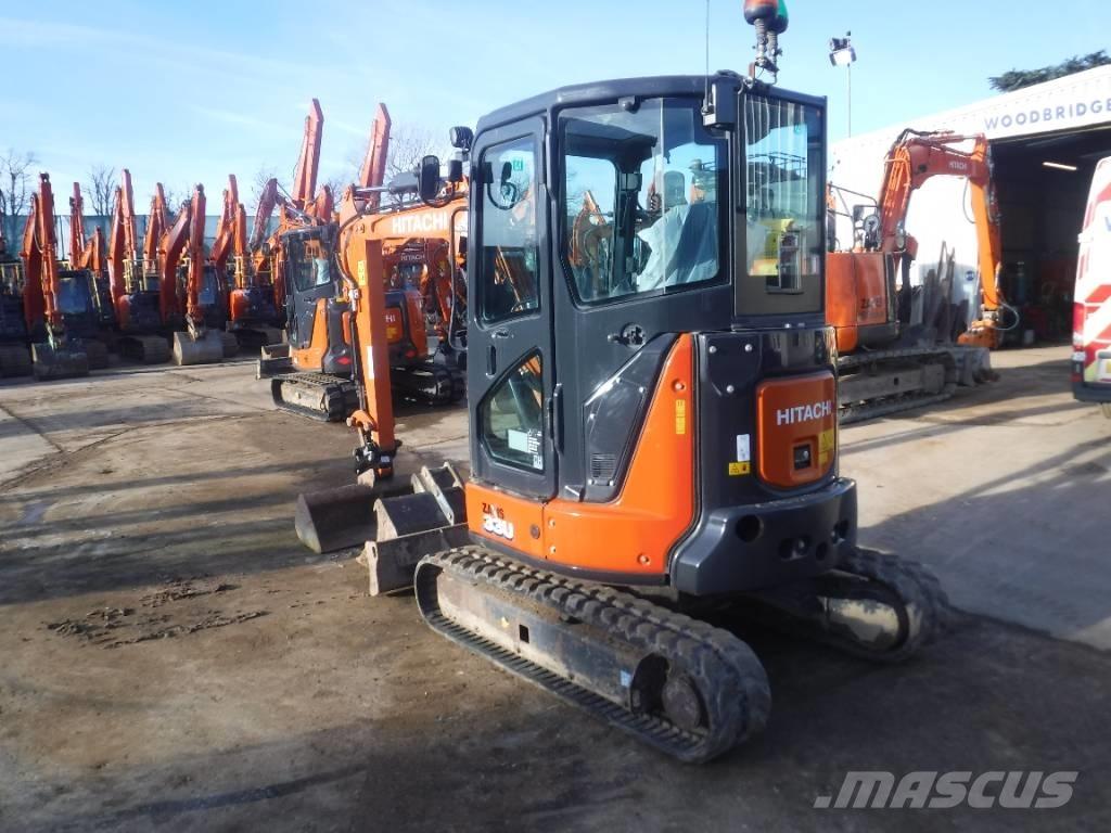 Hitachi ZX 33 U-6 Mini Escavadoras <7t