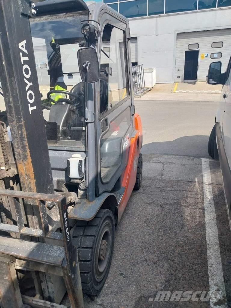 Toyota 02-8FDF25 Empilhadores Diesel