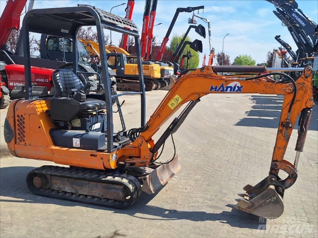 Hanix H15B-2 Mini Escavadoras <7t