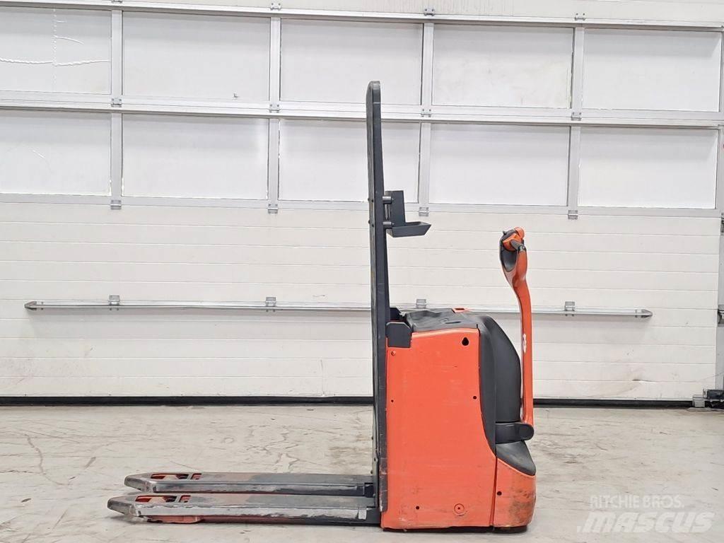 Linde T16L Porta palettes