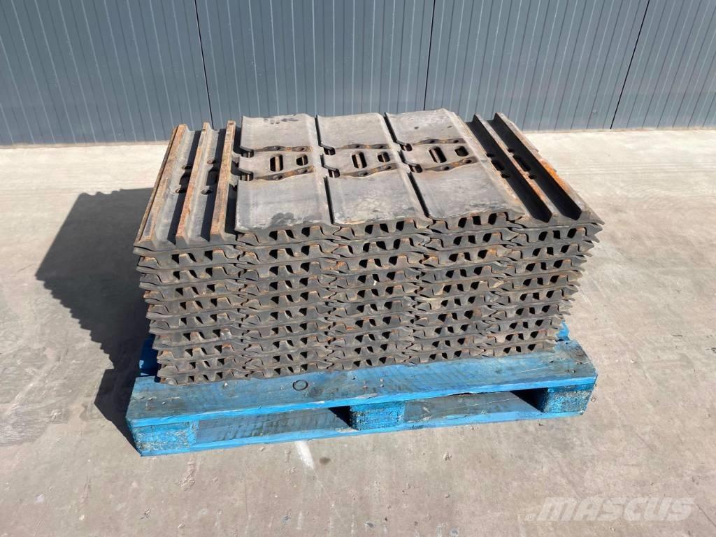 JCB JS240 Rastos, correntes e material rodante