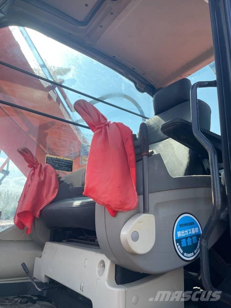 Hitachi ZX 240 Escavadoras de rastos