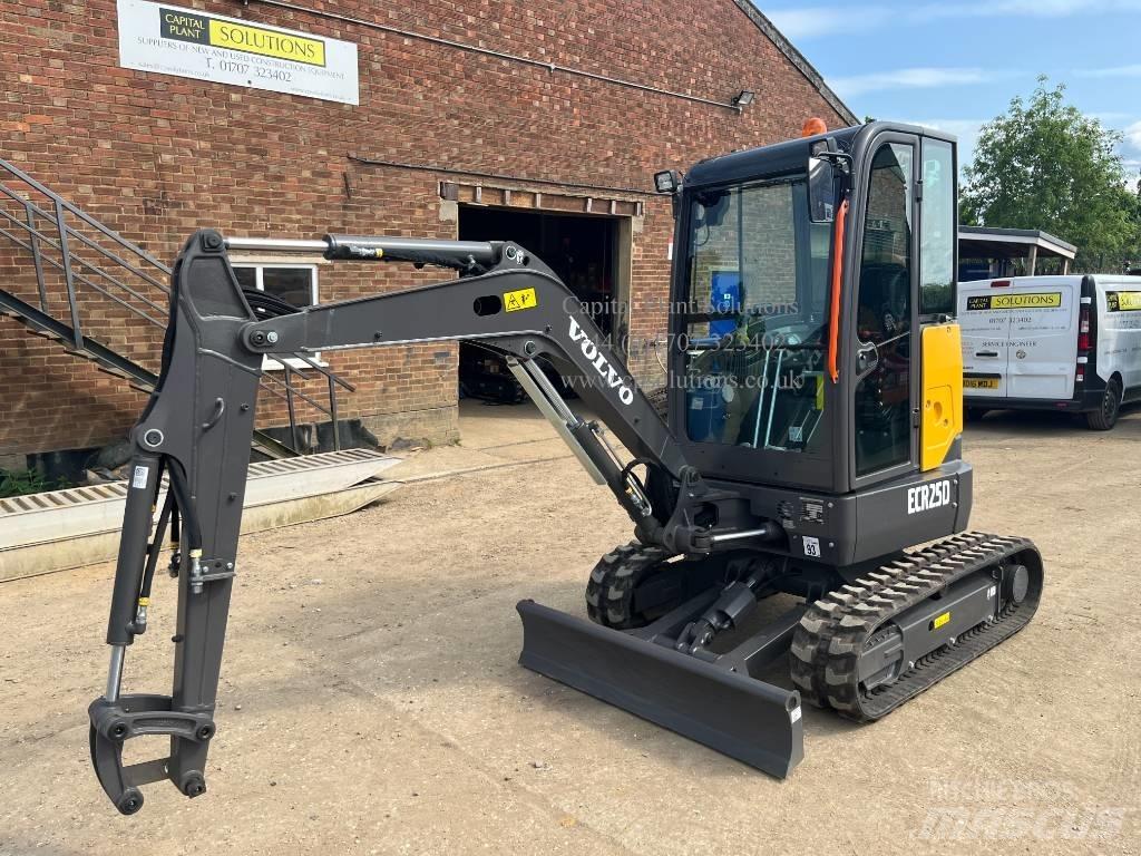 Volvo ECR 25 D Mini Escavadoras <7t