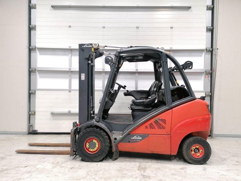Linde H30T-02 Empilhadores a gás