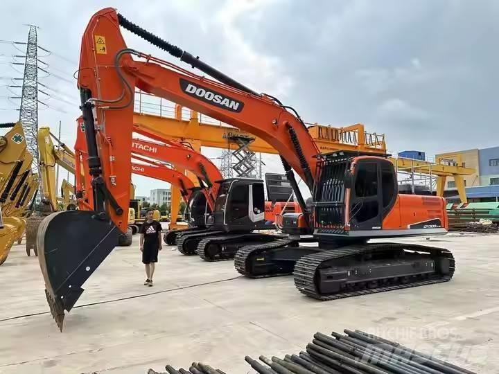 Doosan DX300LC-9C Escavadoras de rastos