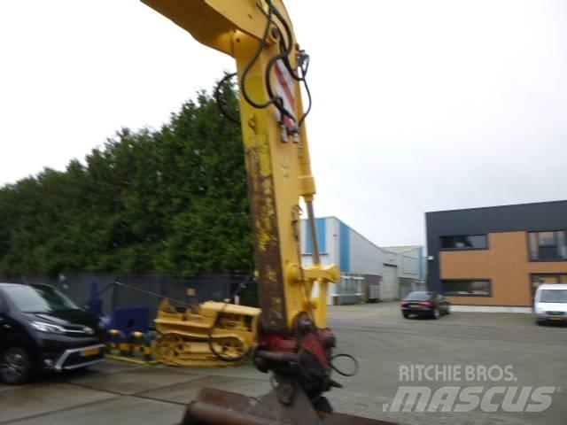 New Holland MH Plus Escavadoras de rodas
