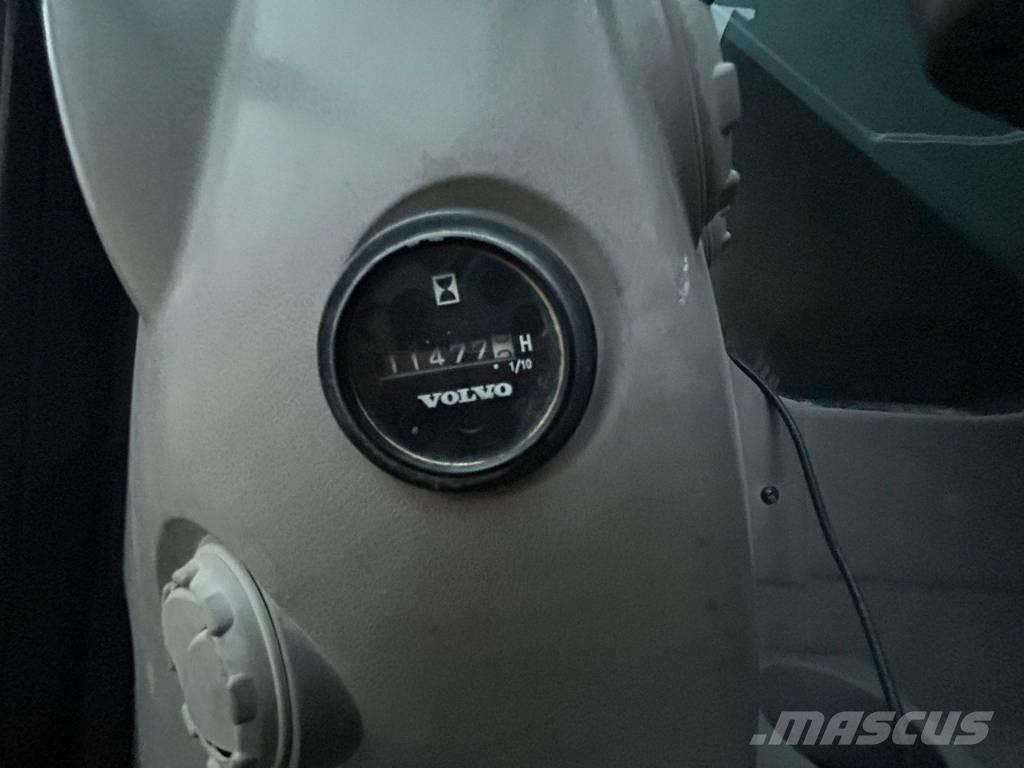 Volvo ECR 235 Escavadoras de rastos