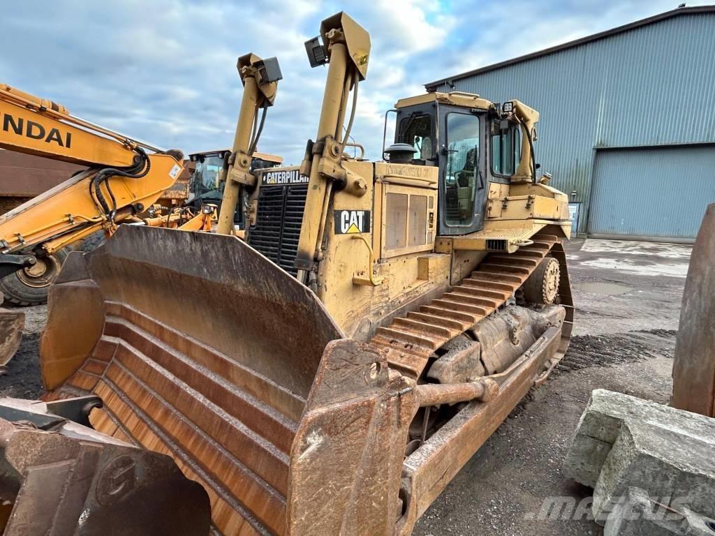 CAT D 8 N Dozers - Tratores rastos