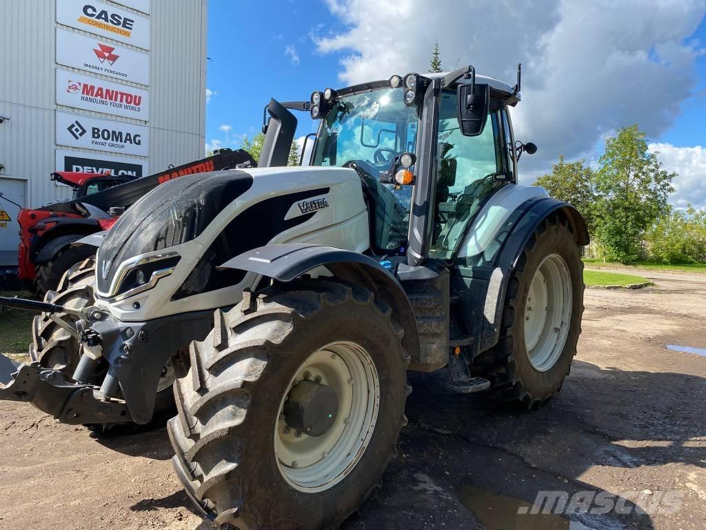 Valtra T 235 Tratores Agrícolas usados