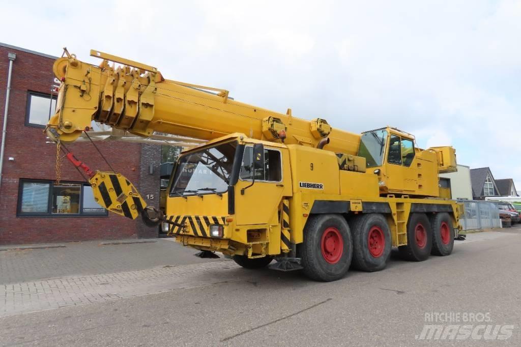 Liebherr LTM 1070-1 Gruas Todo terreno