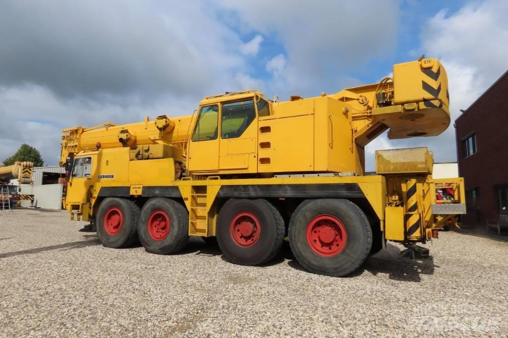 Liebherr LTM 1070-1 Gruas Todo terreno