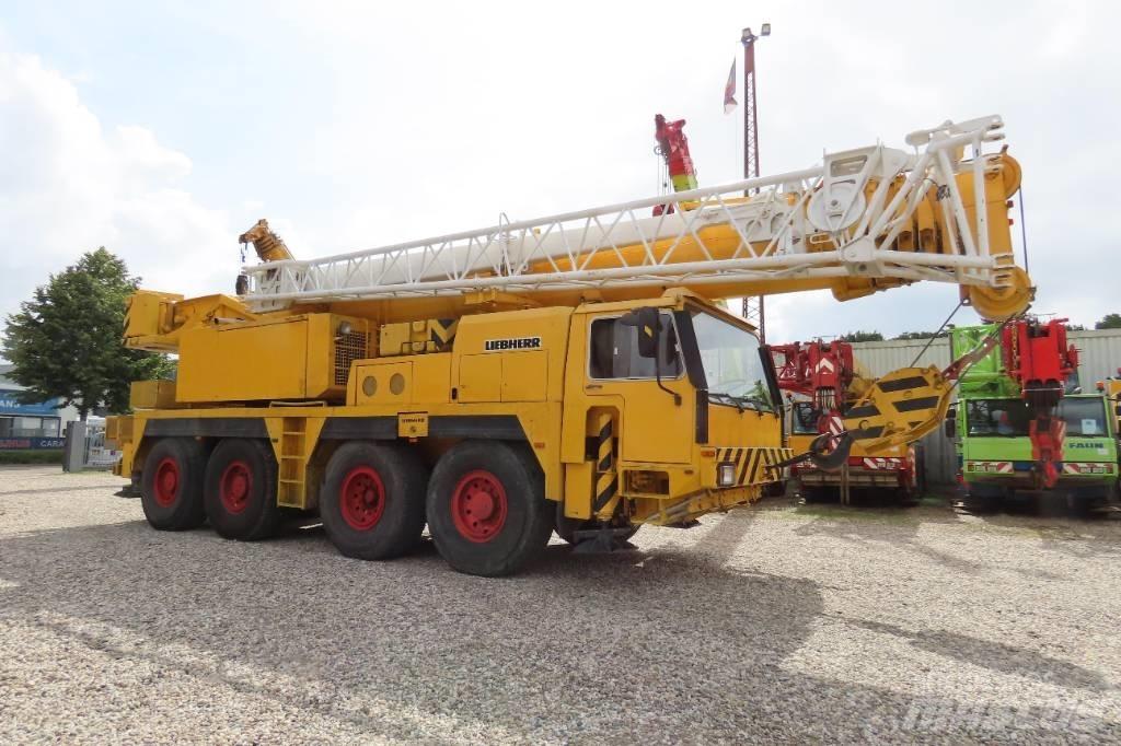 Liebherr LTM 1070-1 Gruas Todo terreno