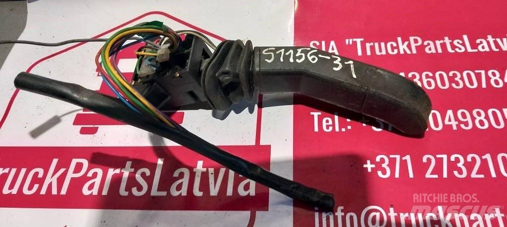 Scania 124.    1402449 Cabines e interior
