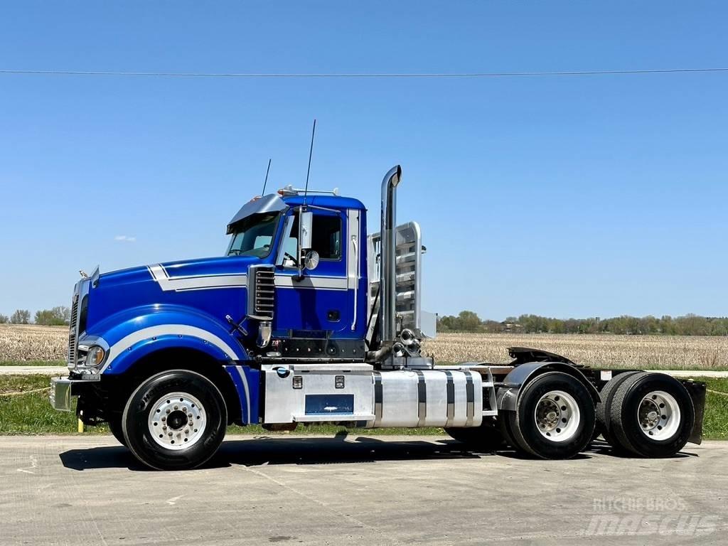Mack Titan TD 713 Outros Camiões