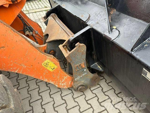 Hitachi ZW 150 Pás carregadoras de rodas