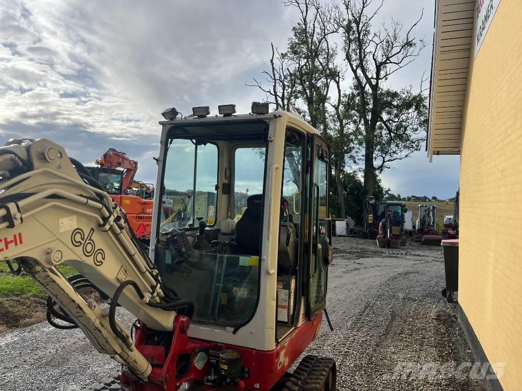 Takeuchi TB 225 Mini Escavadoras <7t