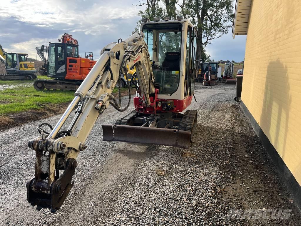 Takeuchi TB 225 Mini Escavadoras <7t