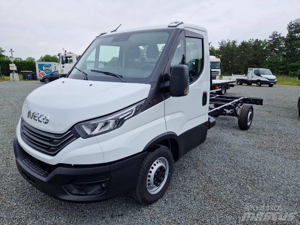 Iveco daily 35s18 Carrinhas de caixa fechada