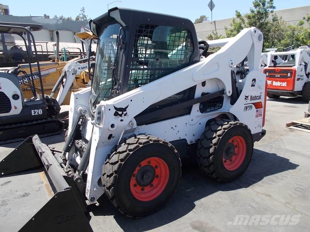 Bobcat S770 Carregadoras de direcção deslizante