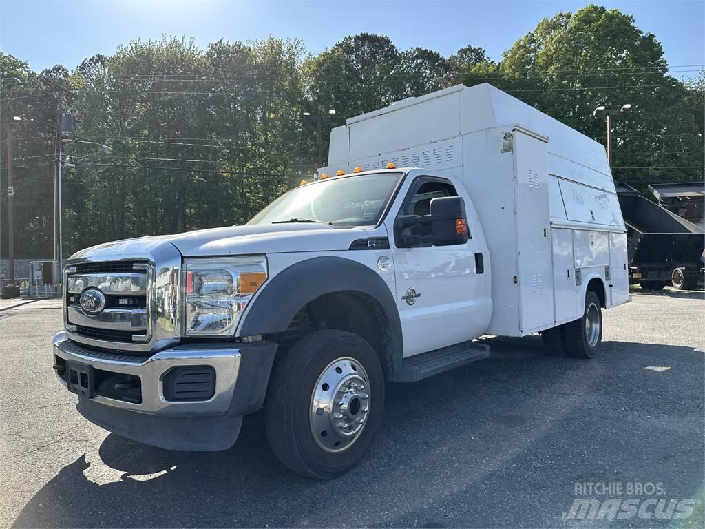 Ford F550 Camiões Municipais / Uso Geral