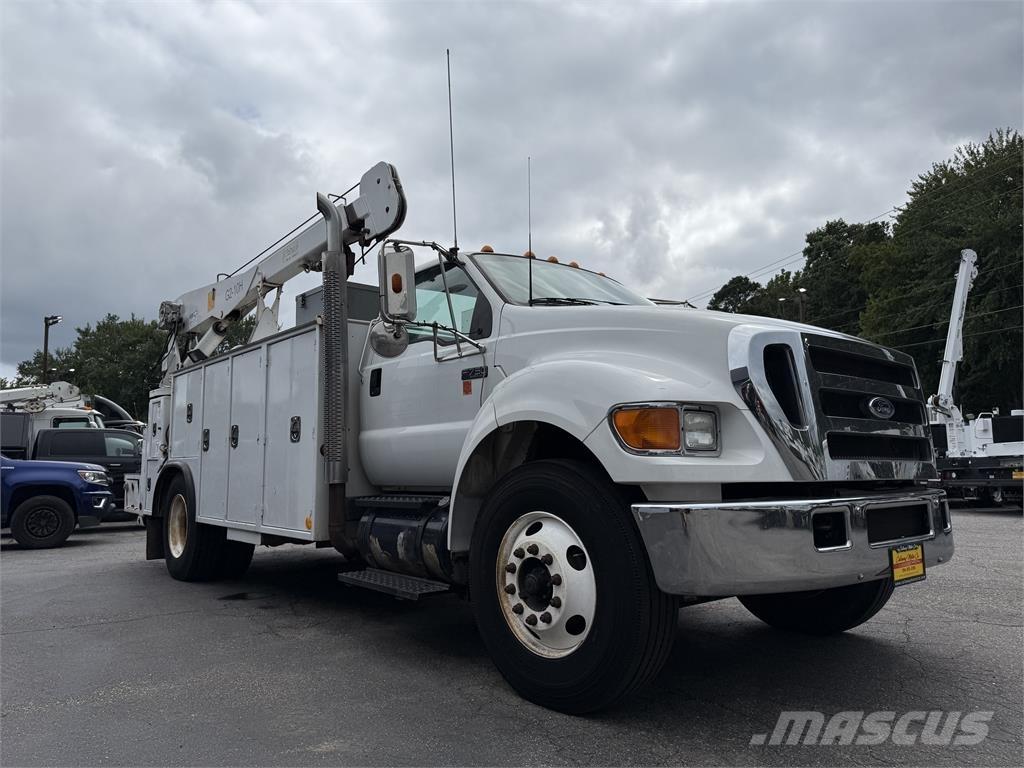 Ford F750 Camiões Municipais / Uso Geral