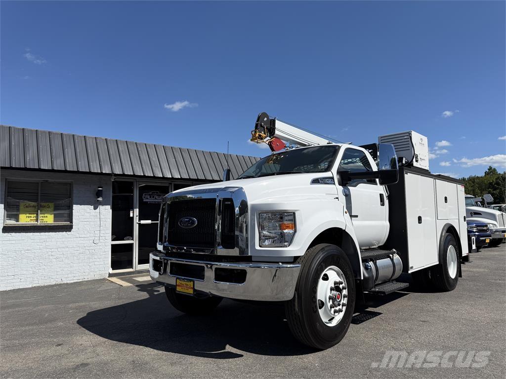 Ford F750 Camiões Municipais / Uso Geral