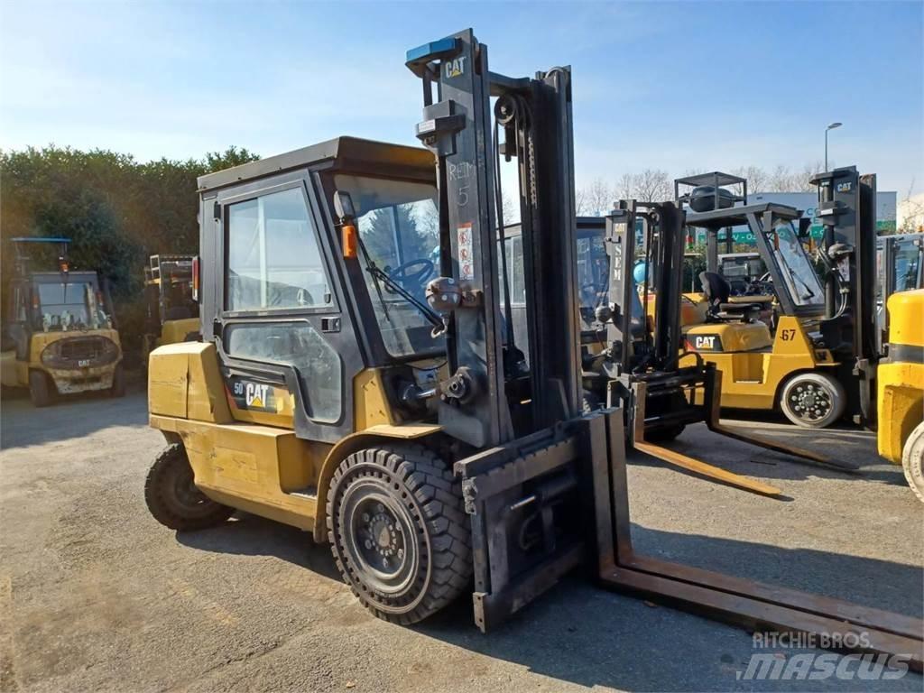 CAT DP50K2 Empilhadores - Outros