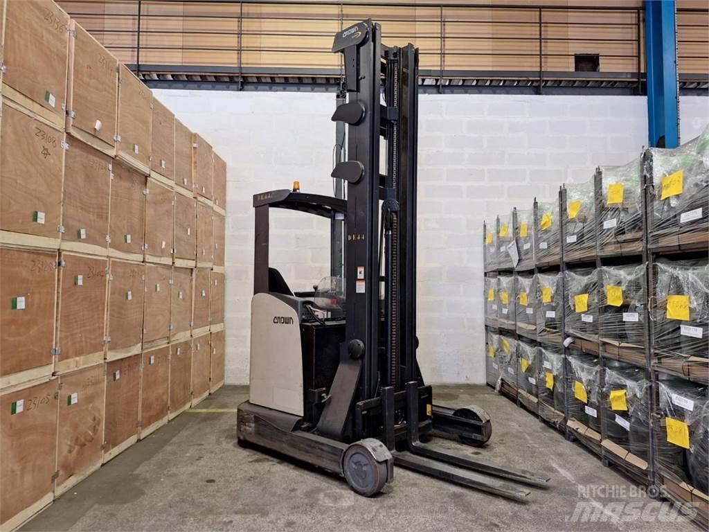 Crown ESR 5260 Empilhadores Elevadores