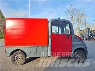 Mega MULTITRUCK Camiões de caixa fechada