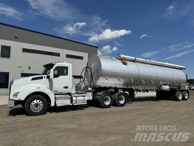 Kenworth T880 Outros