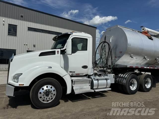 Kenworth T880 Outros