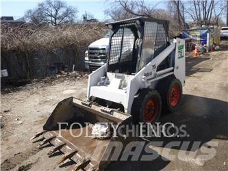 Bobcat 743B Carregadoras de direcção deslizante