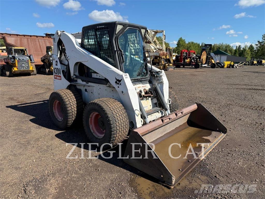 Bobcat A300 Carregadoras de direcção deslizante