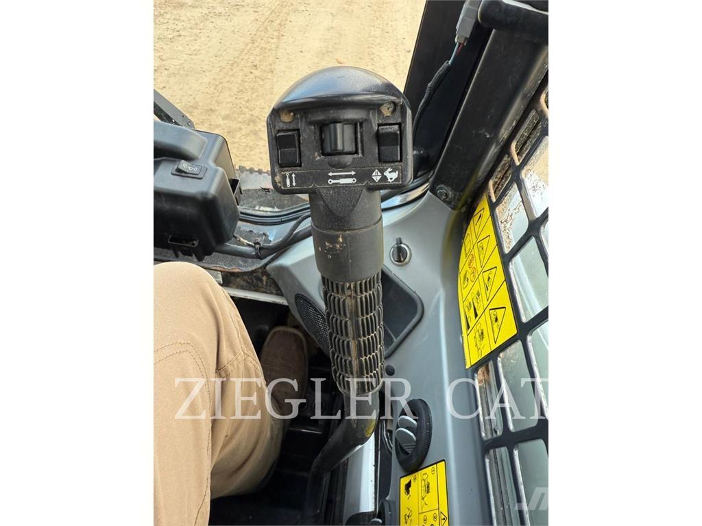 Bobcat S 450 Carregadoras de direcção deslizante