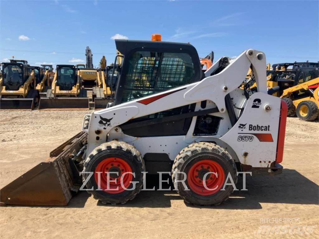 Bobcat S570 Carregadoras de direcção deslizante