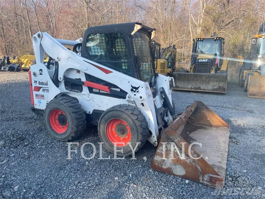 Bobcat S770 Carregadoras de direcção deslizante