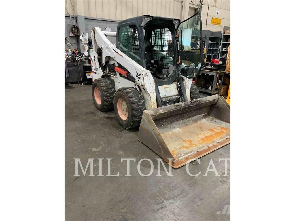 Bobcat S770 Carregadoras de direcção deslizante