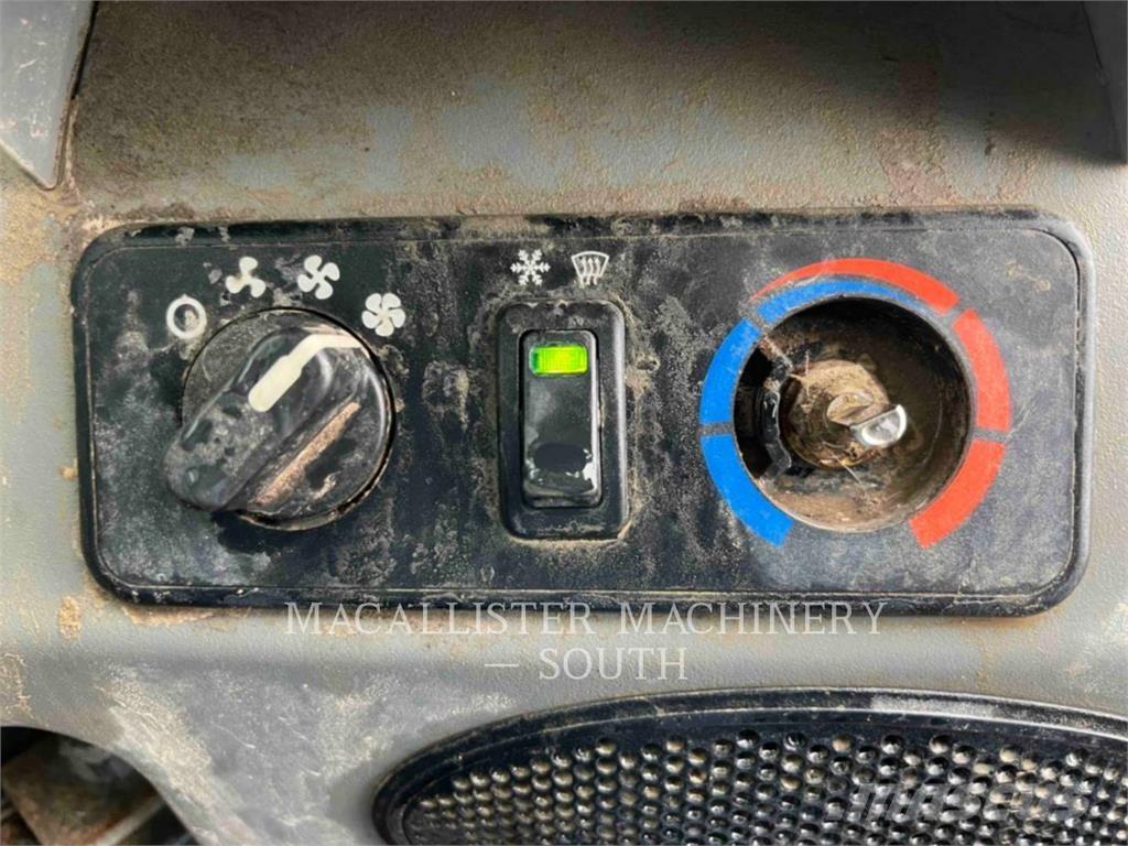 Bobcat T740 Pás Carregadoras de rastos