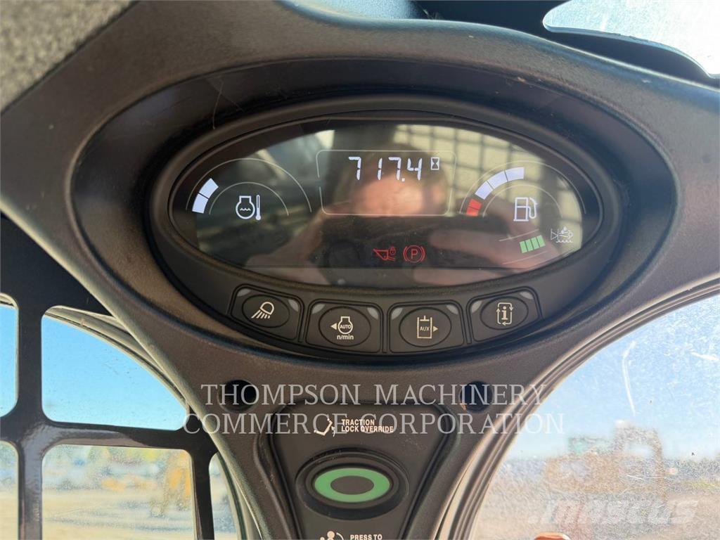 Bobcat T770 Carregadoras de direcção deslizante