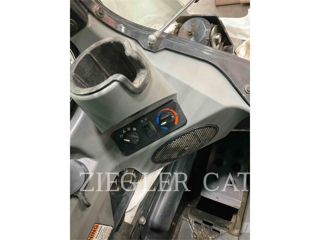 Bobcat T870 Pás Carregadoras de rastos