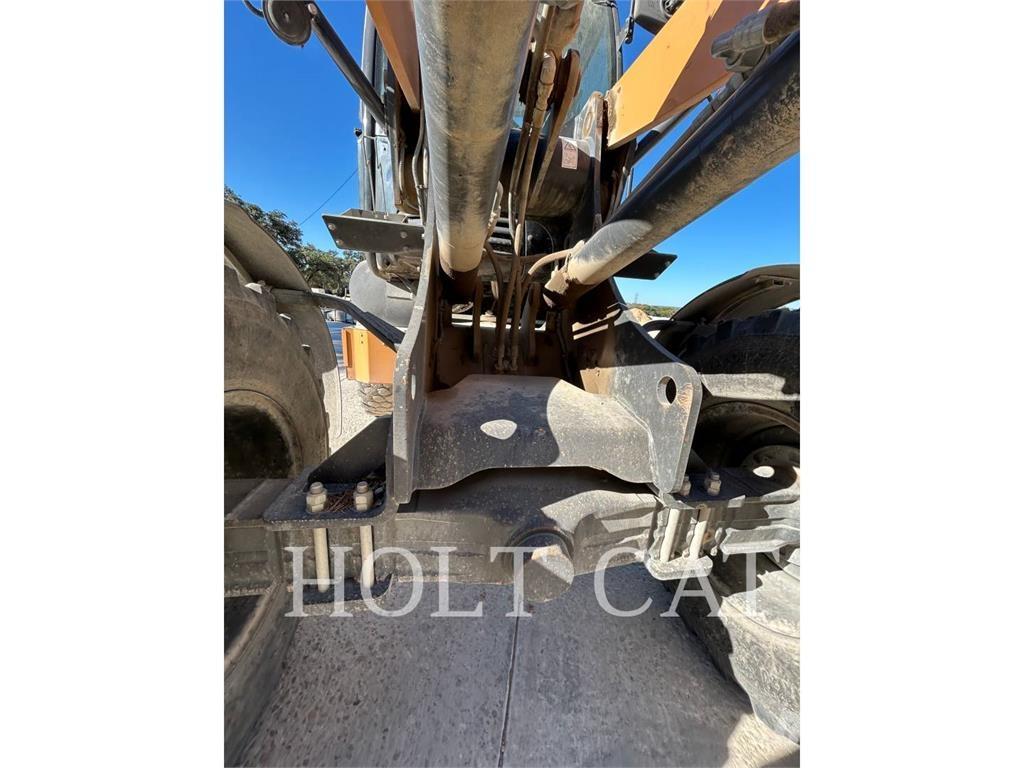 CASE 321F Pás carregadoras de rodas