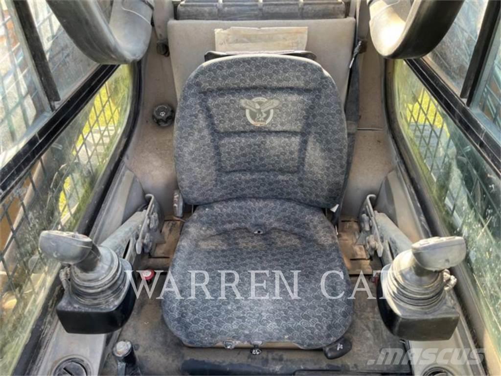 CASE SV280B Carregadoras de direcção deslizante