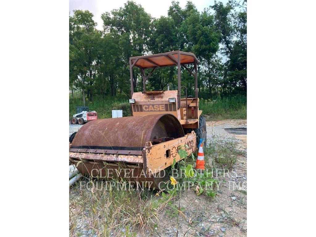 CASE W1102 Cilindros Compactadores monocilíndricos
