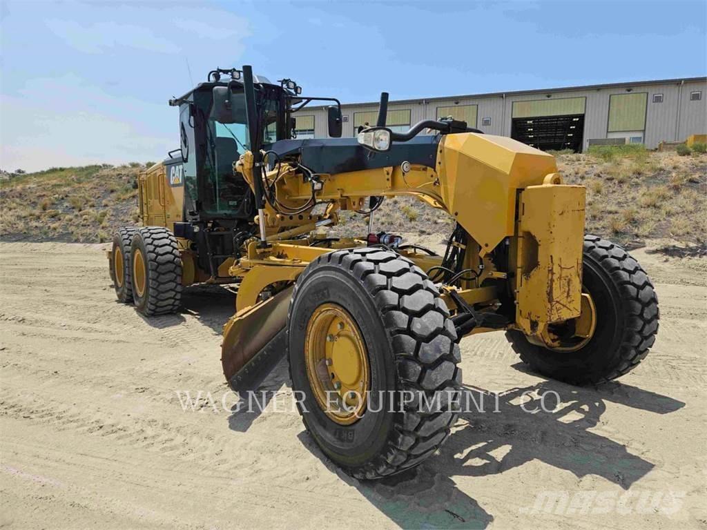 CAT 120M2 AWD Motoniveladoras
