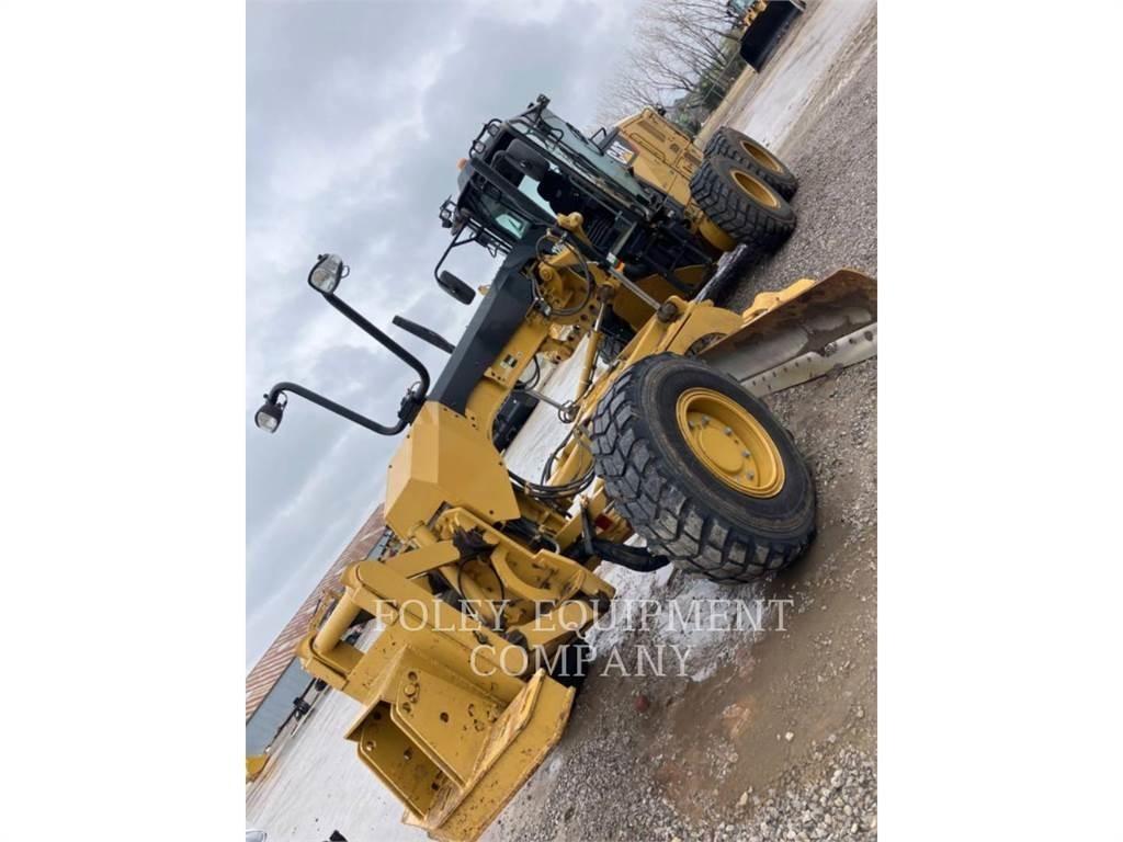 CAT 120M2AWD Motoniveladoras