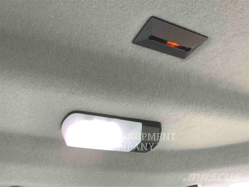 CAT 120M2AWD Motoniveladoras