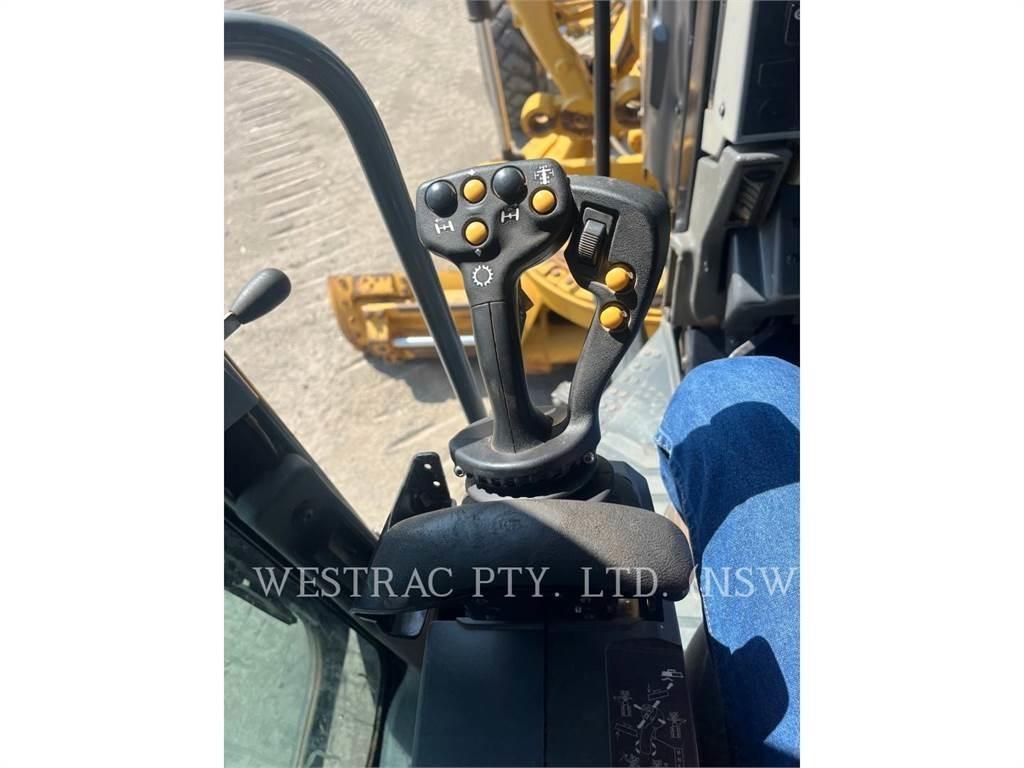 CAT 12M Motoniveladoras